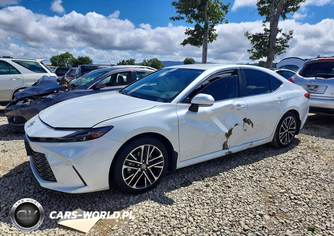 2025 Toyota Camry Xle
