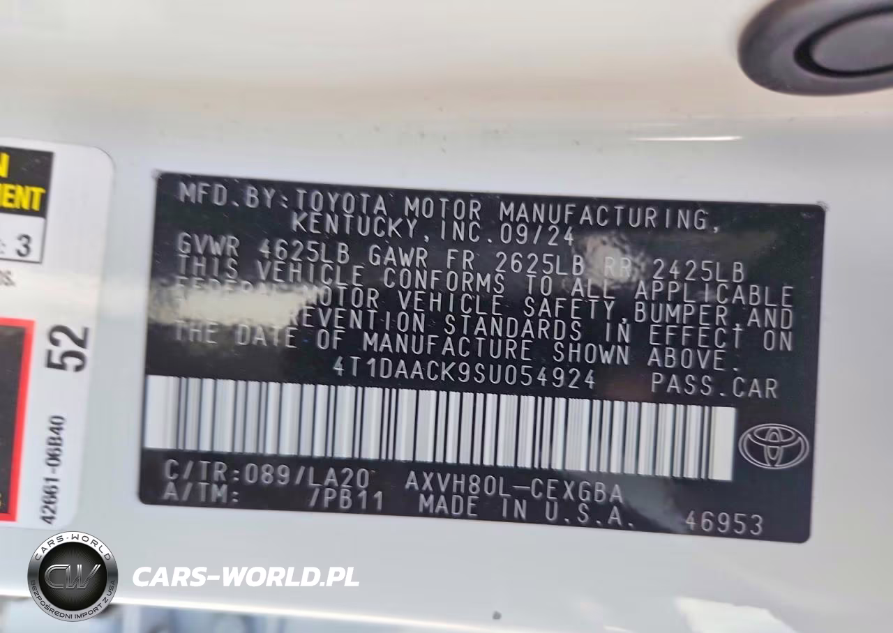 2025 Toyota Camry Xle VIN:4T1DAACK9SU054924 - 12