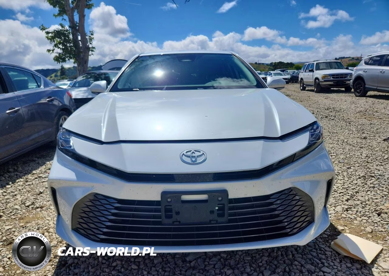2025 Toyota Camry Xle VIN:4T1DAACK9SU054924 - 5