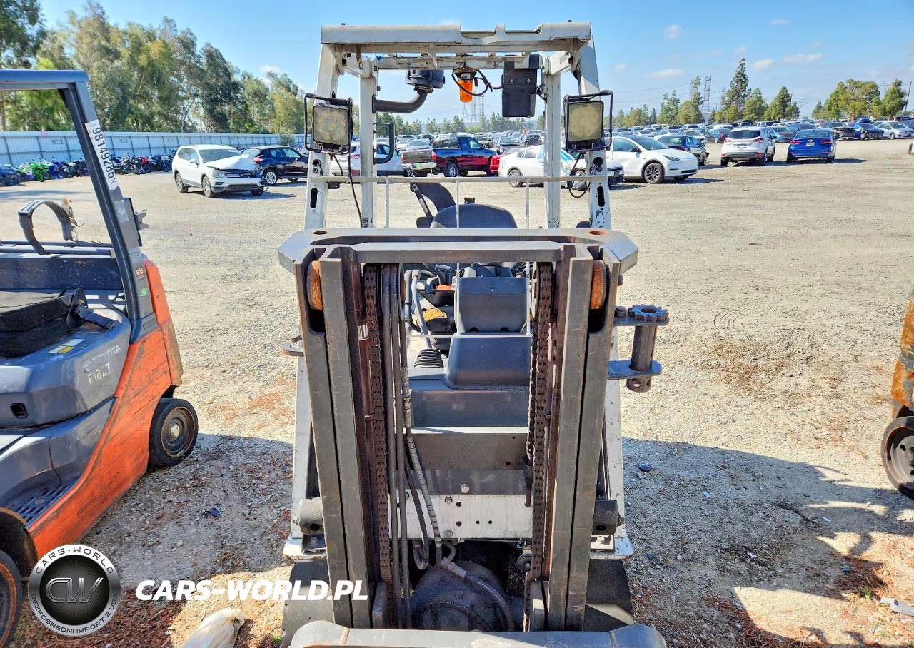 2017 Unicariers Forklift VIN:CP1F29W24169 - 10