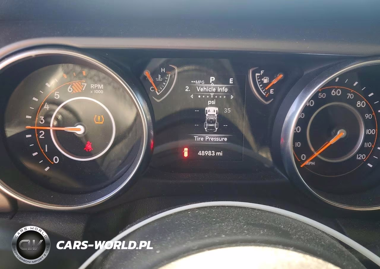 2018 Jeep Wrangler Unlimited Sport VIN:1C4HJXDN4JW231559 - 9