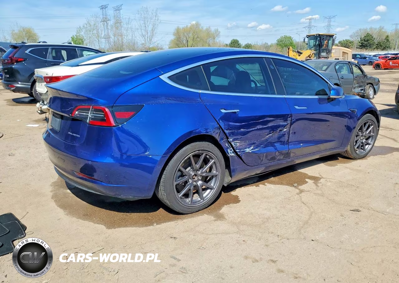 2020 Tesla Model 3 VIN:5YJ3E1EB1LF744369 - 3