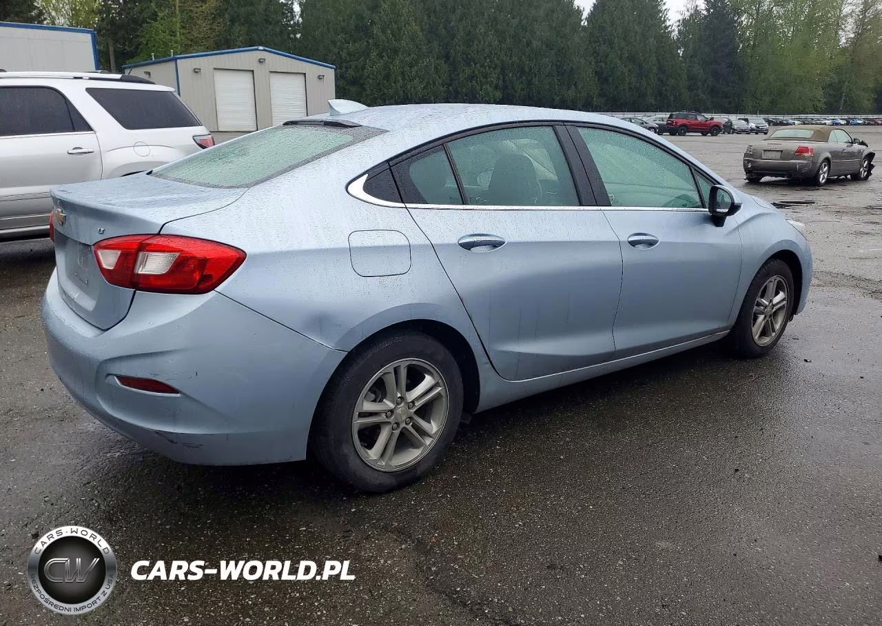 2017 Chevrolet Cruze Lt VIN:1G1BE5SM4H7245726 - 3