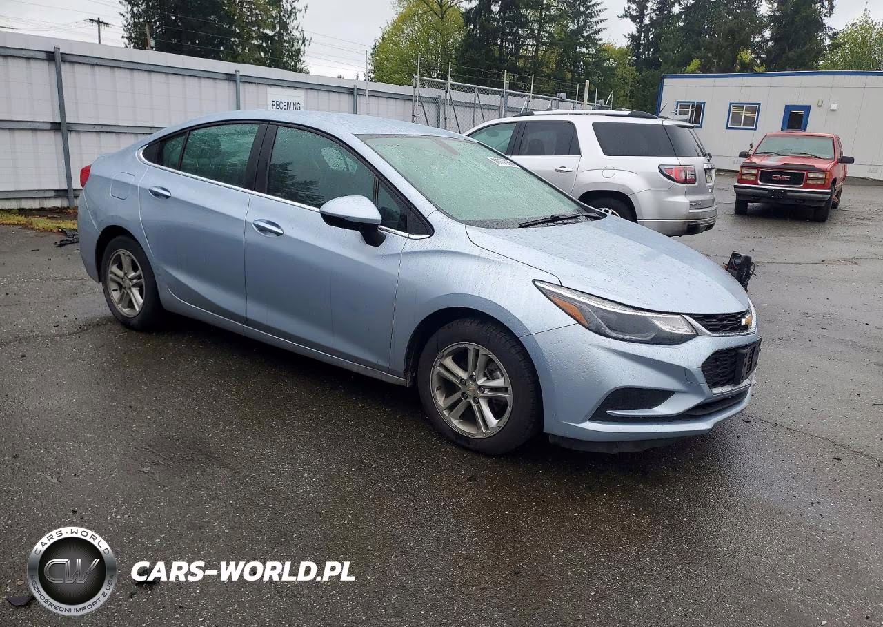 2017 Chevrolet Cruze Lt VIN:1G1BE5SM4H7245726 - 4