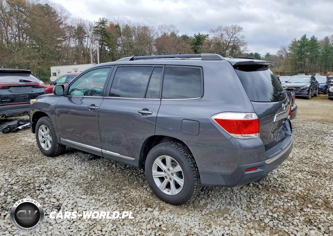 2012 Toyota Highlander Base VIN:5TDBK3EH7CS167573 - 2