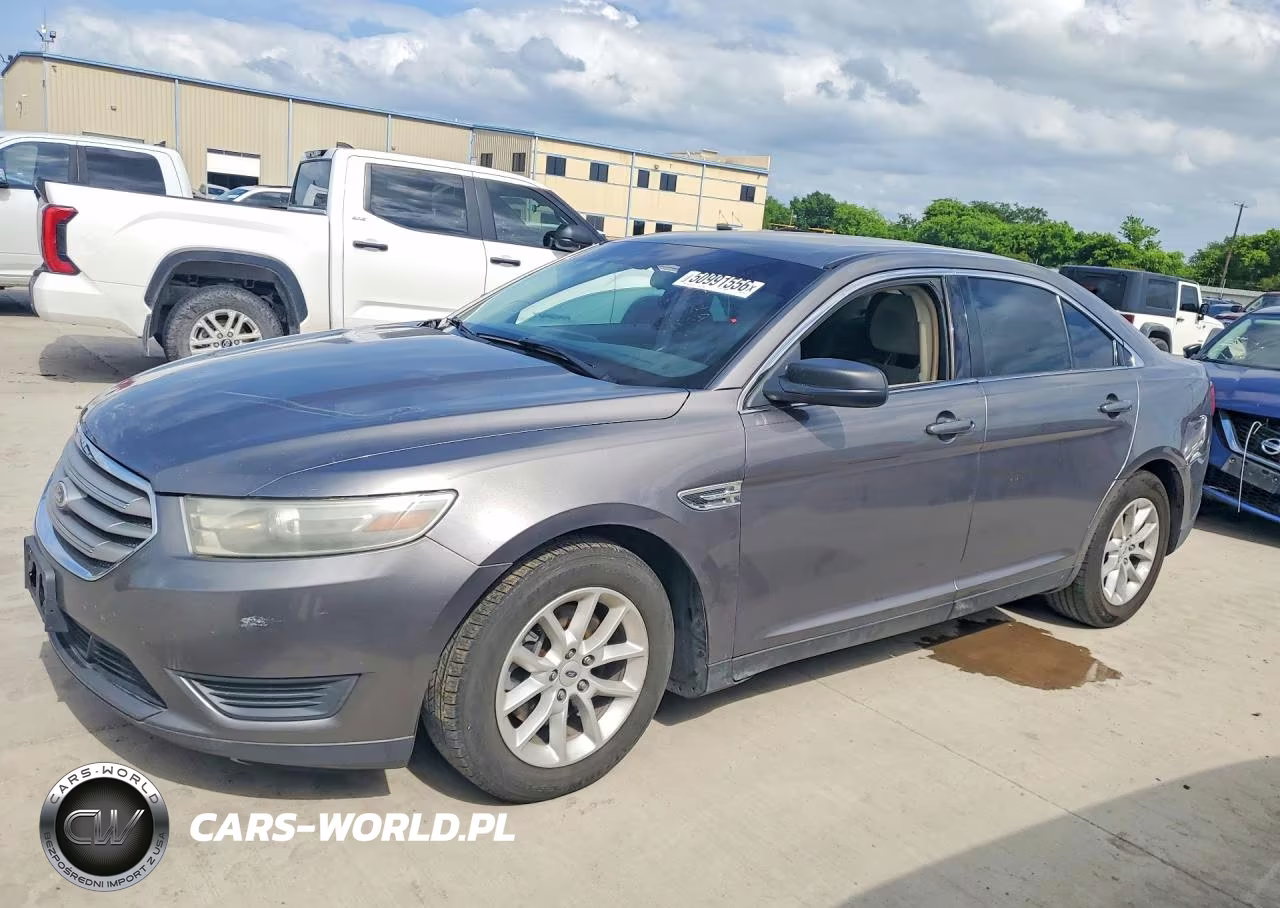 2014 Ford Taurus Se