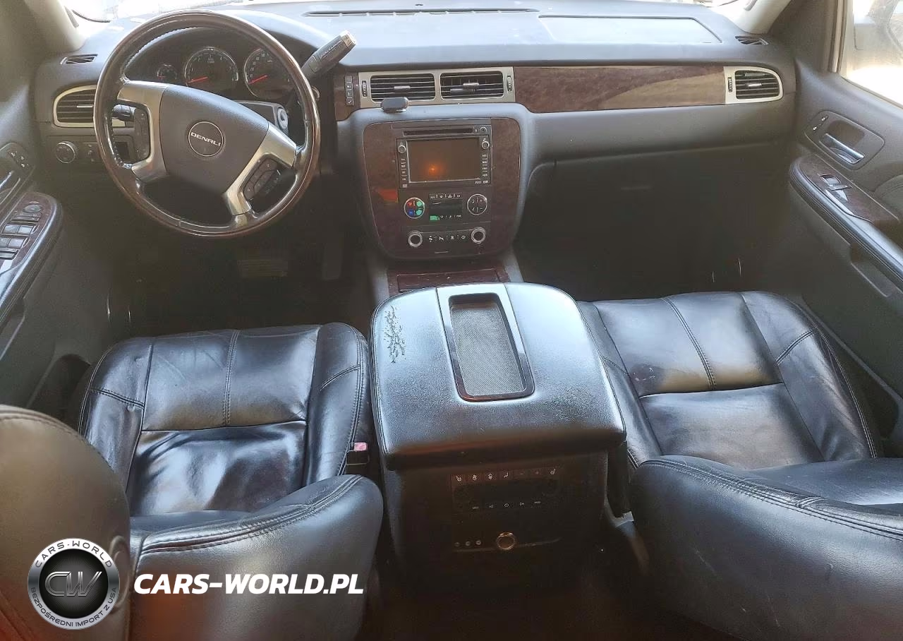 2007 GMC Yukon VIN:1GKFK66847J202773 - 8