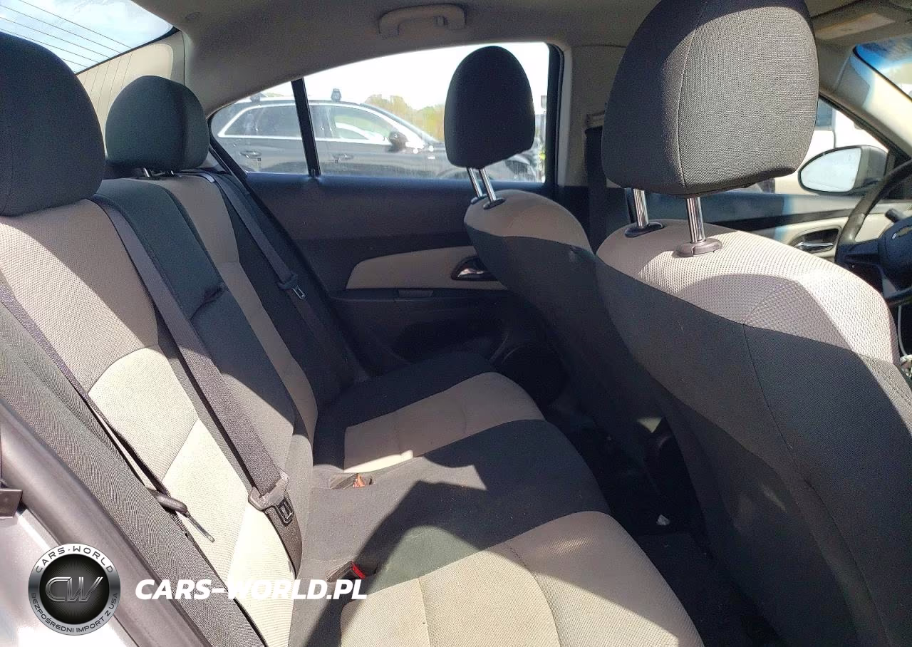 2012 Chevrolet Cruze Ls VIN:1G1PC5SH8C7186669 - 10