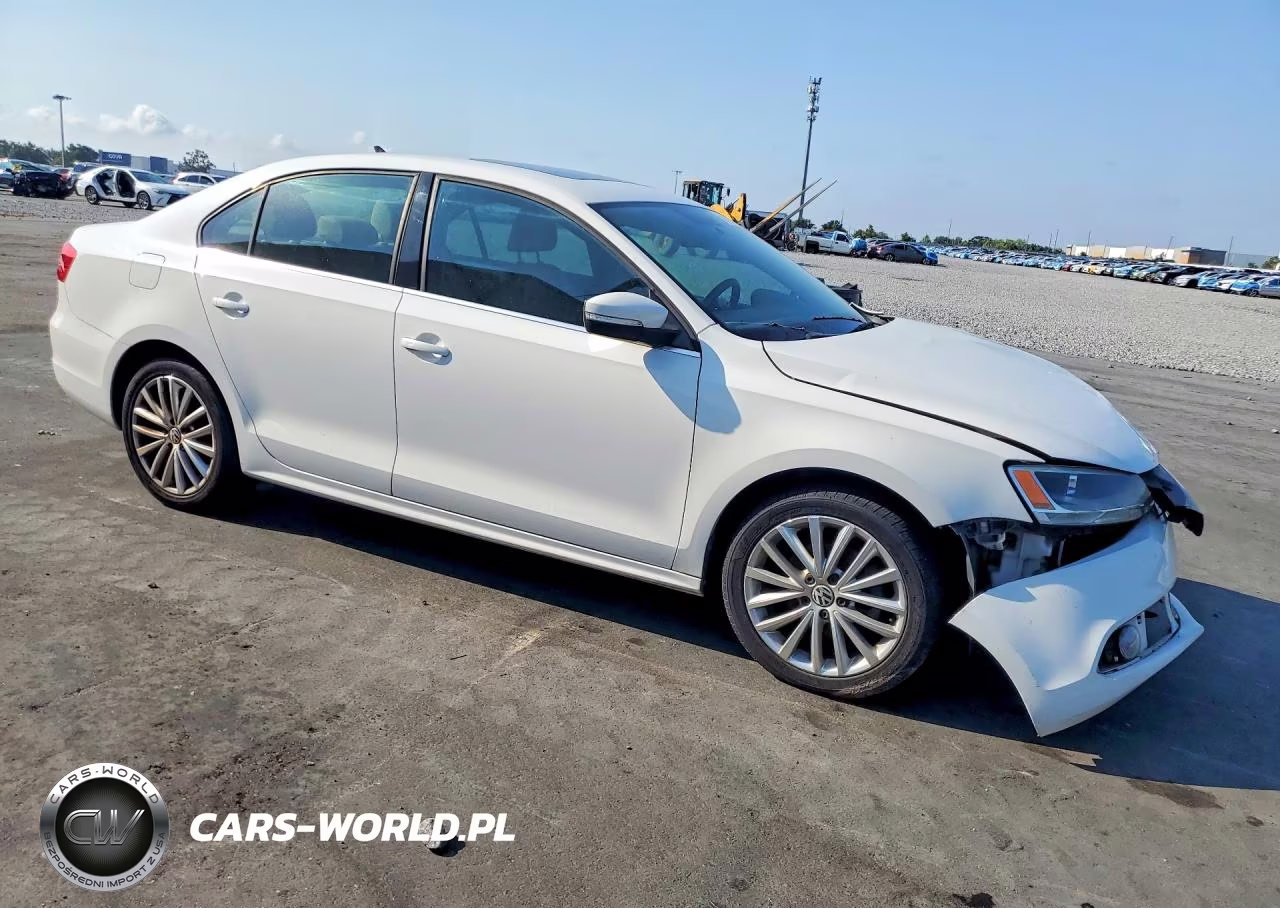 2011 Volkswagen Jetta Sel VIN:3VWLX7AJ2BM368699 - 4