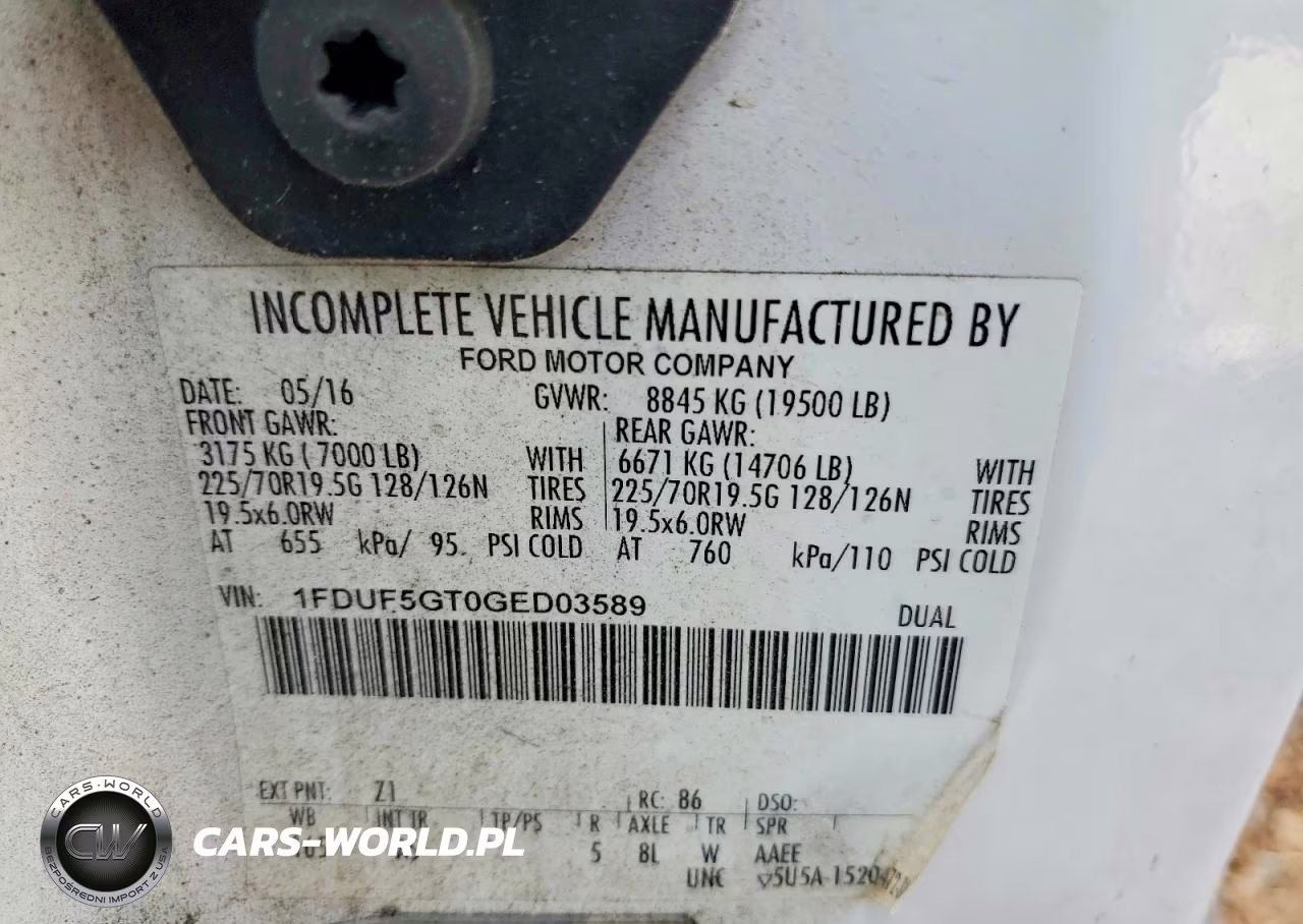 2016 Ford F550 Super Duty VIN:1FDUF5GT0GED03589 - 10