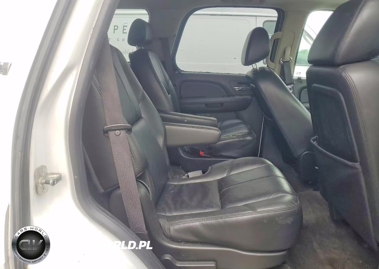 2010 Chev Tahoe VIN:1GNFK23039R301633 - 11