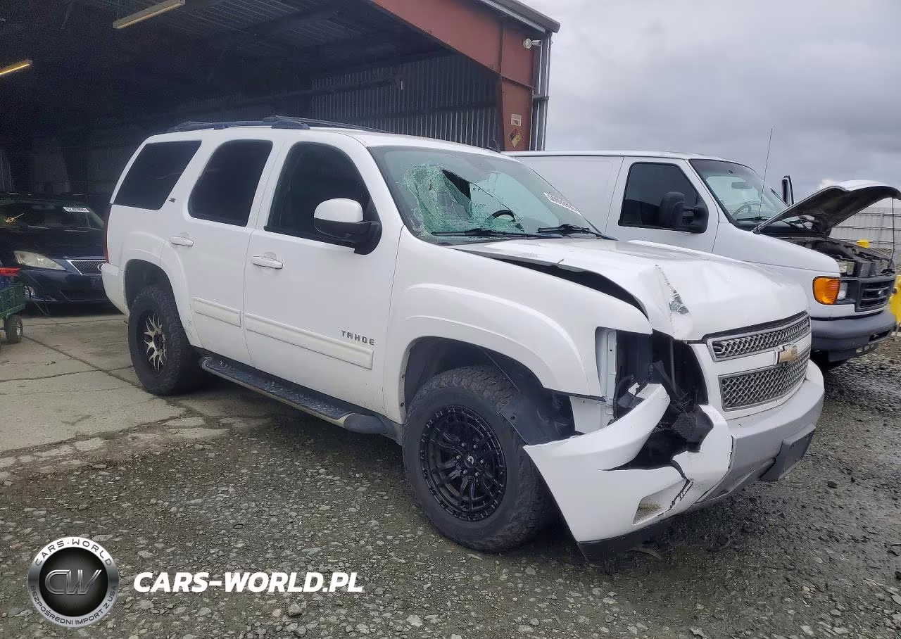 2010 Chev Tahoe VIN:1GNFK23039R301633 - 4