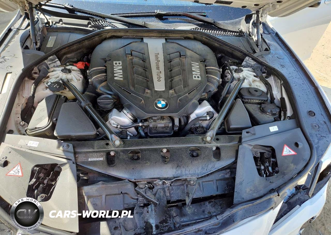 2012 BMW 750 Xi VIN:WBAKC6C57CDX99361 - 11