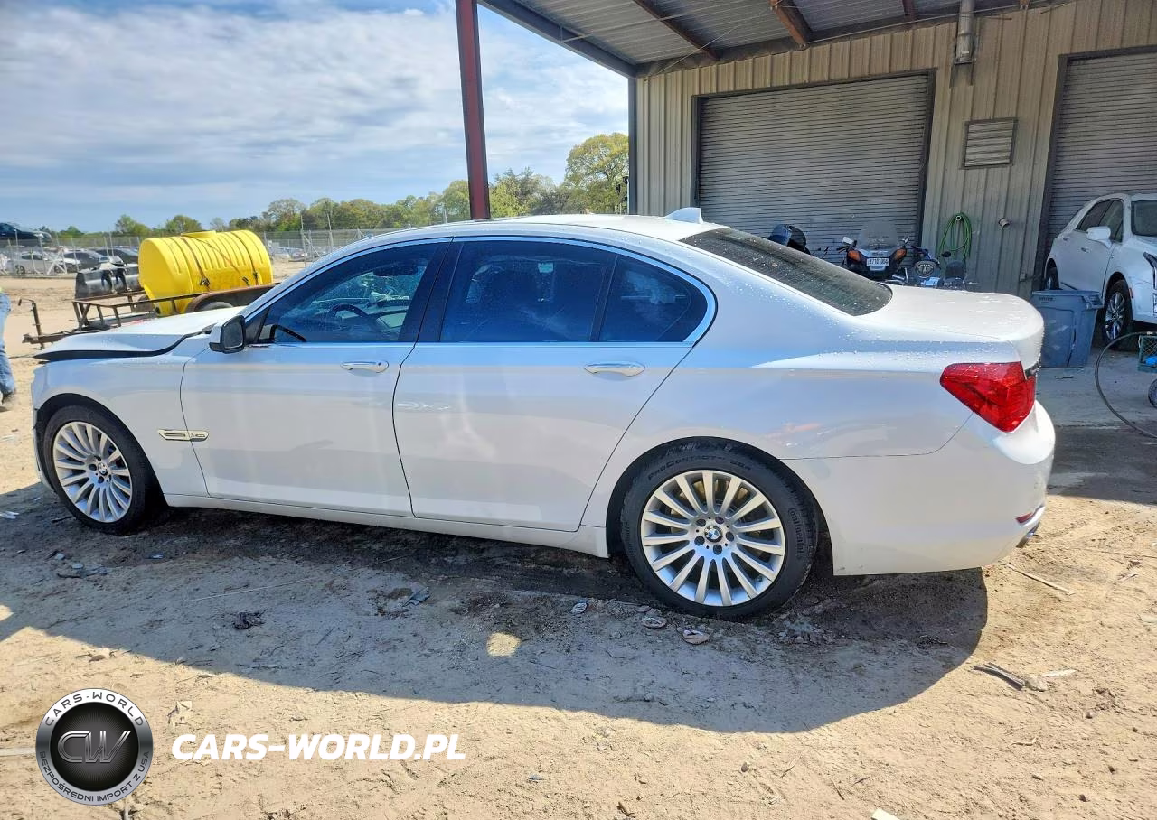 2012 BMW 750 Xi VIN:WBAKC6C57CDX99361 - 2