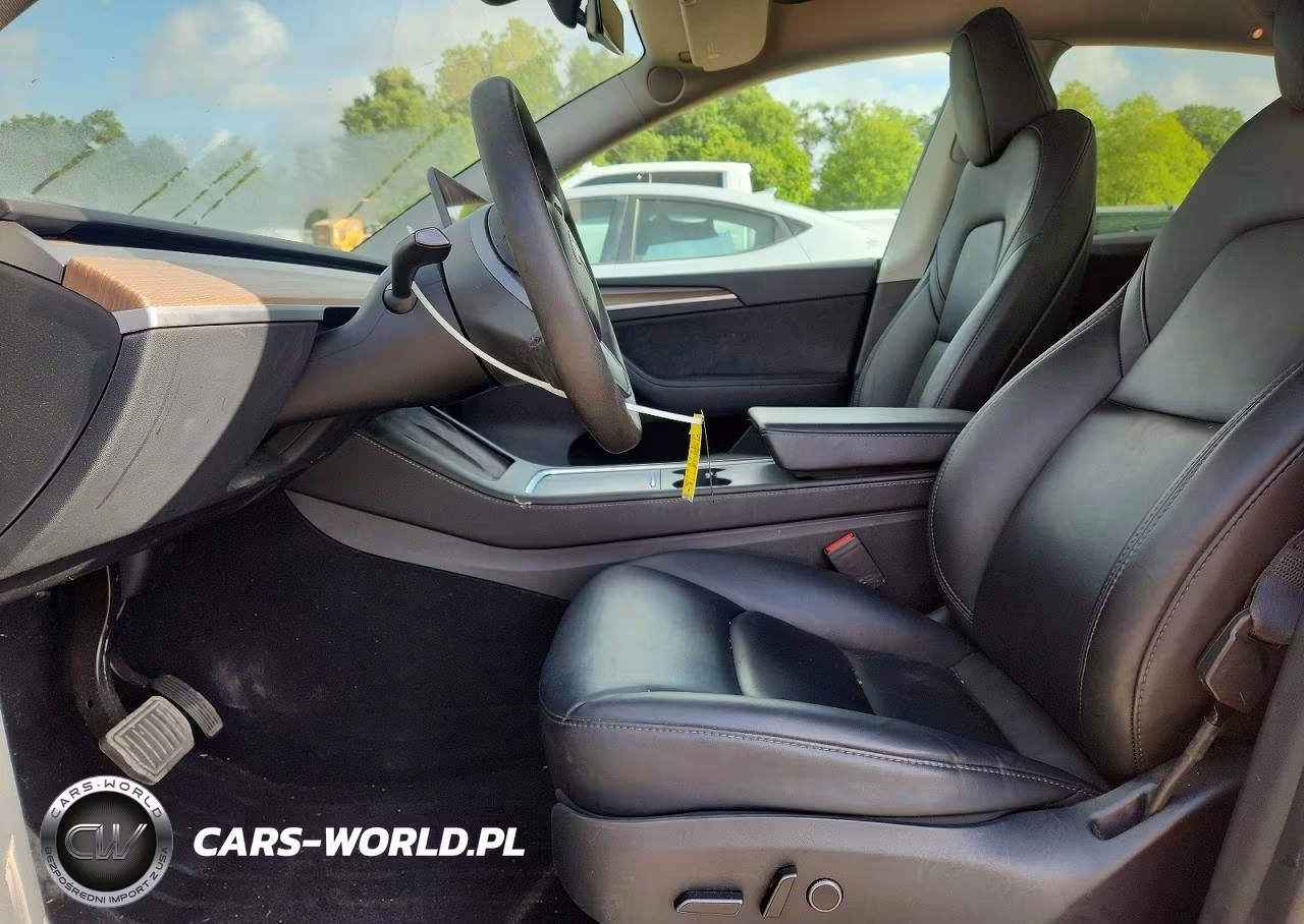 2024 Tesla Model Y VIN:7SAYGAEE9RF002307 - 7
