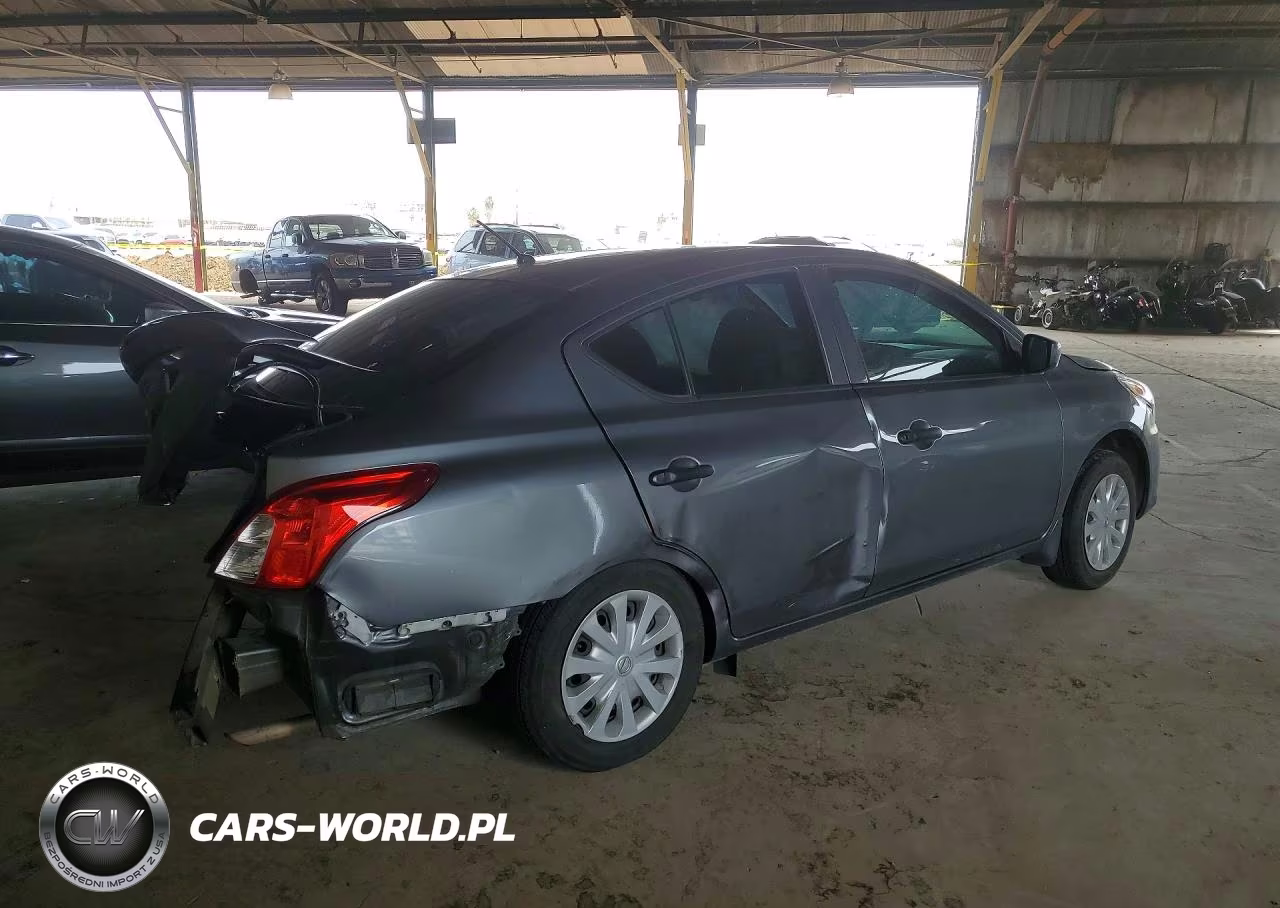 2019 Nissan Versa S Plus VIN:3N1CN7AP5KL838911 - 3