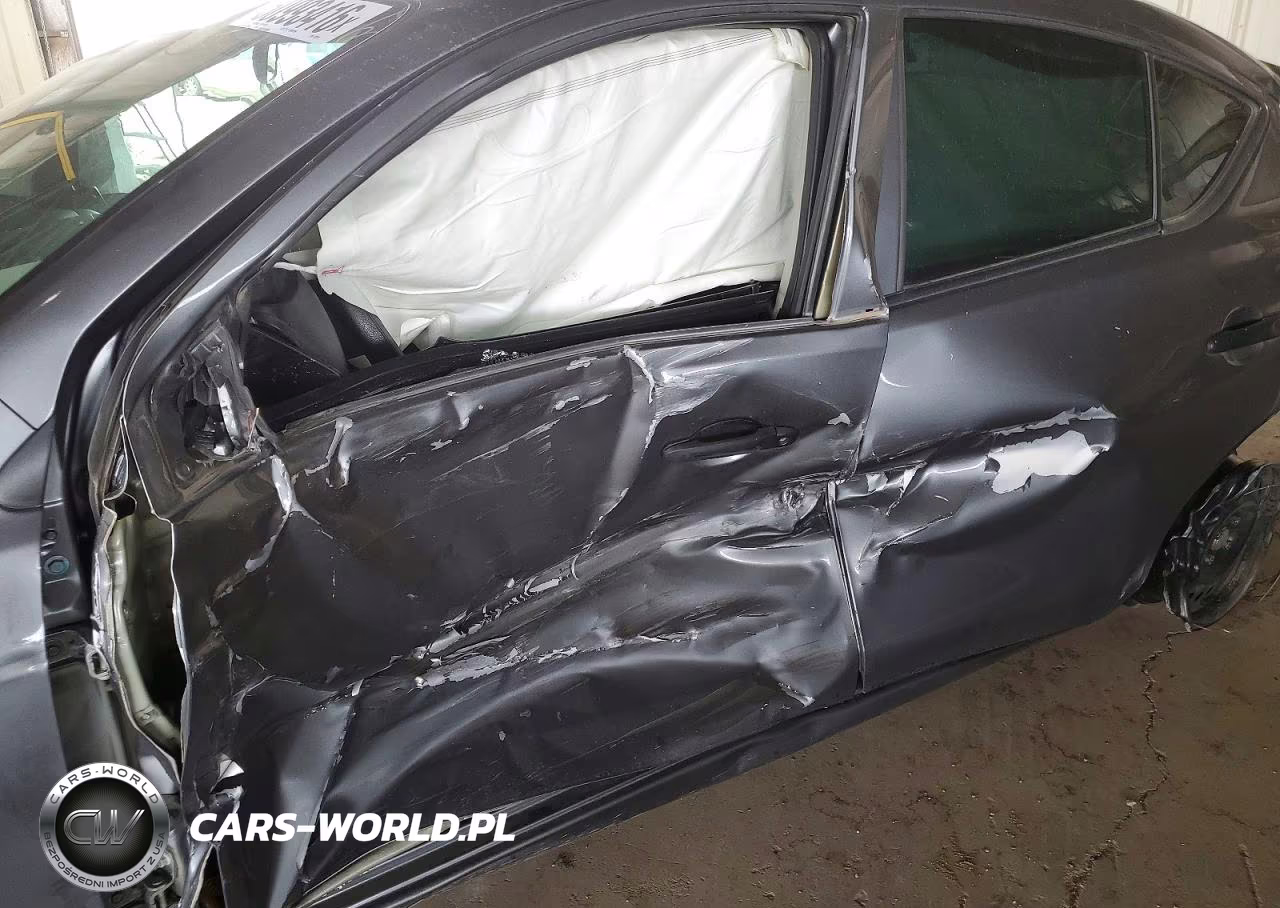 2019 Nissan Versa S Plus VIN:3N1CN7AP5KL838911 - 7