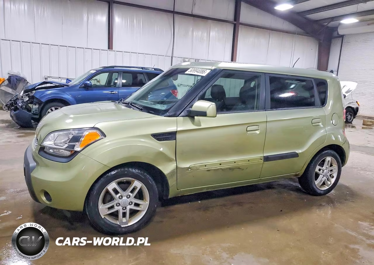 2010 Kia Soul +