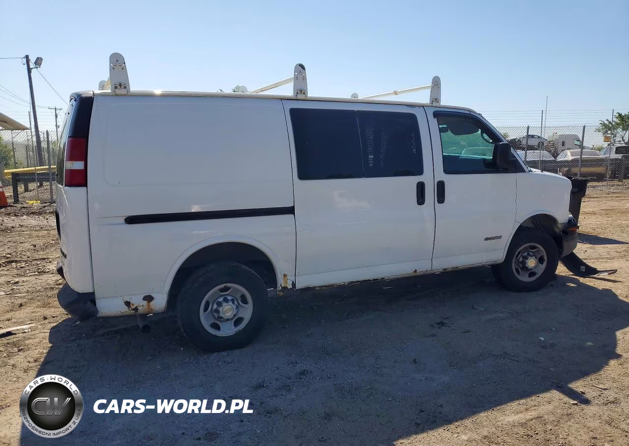2005 Chevrolet Express G2500 VIN:1GCGG25V651115147 - 3