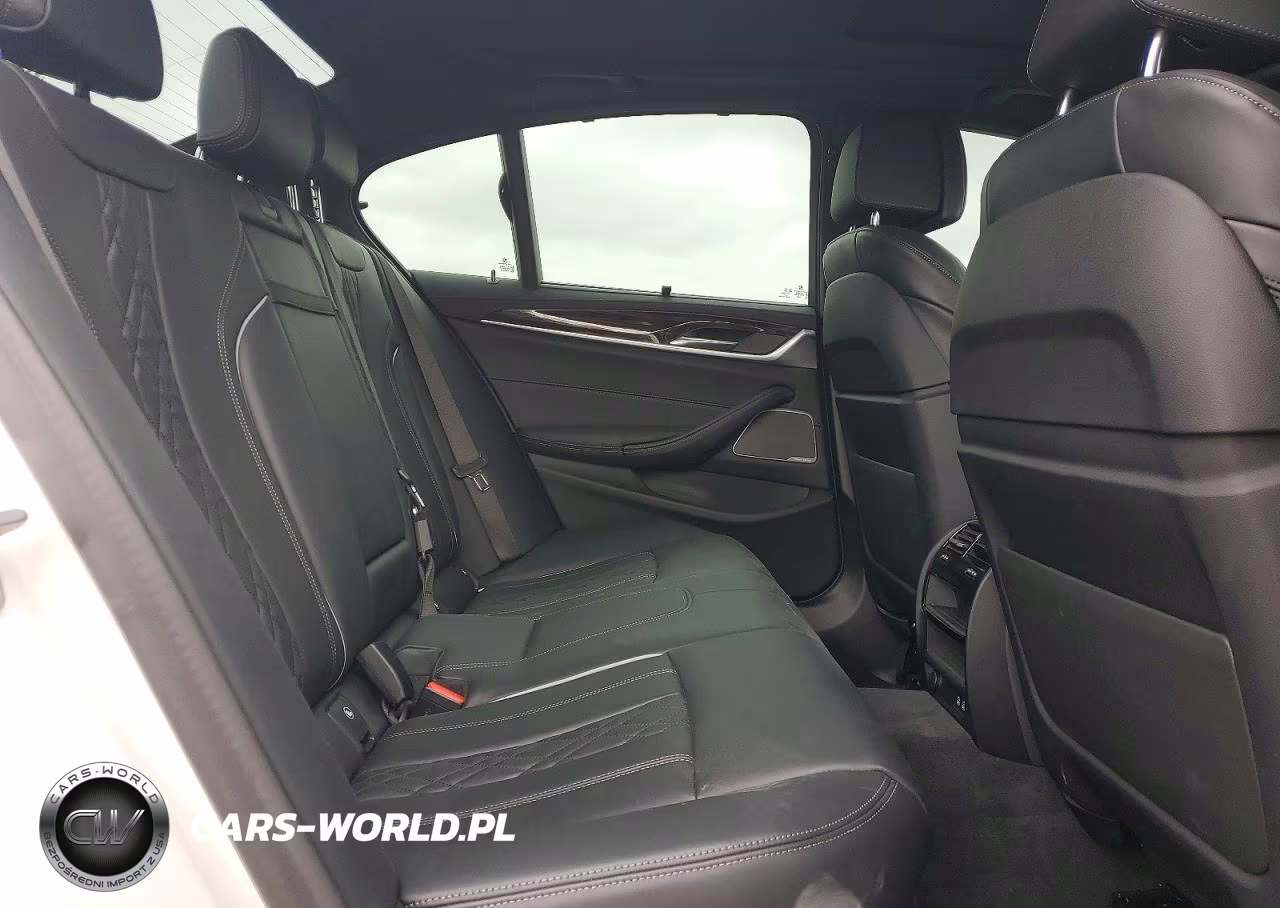 2022 BMW M550Xi VIN:WBA13BK04NCJ66237 - 10
