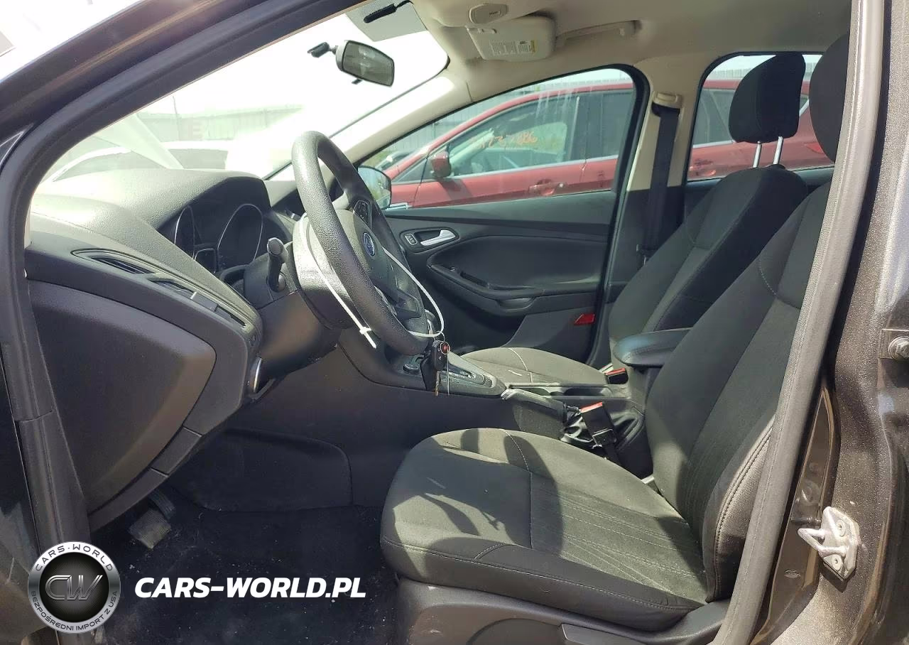 2016 Ford Focus Se VIN:1FADP3K25GL260213 - 7