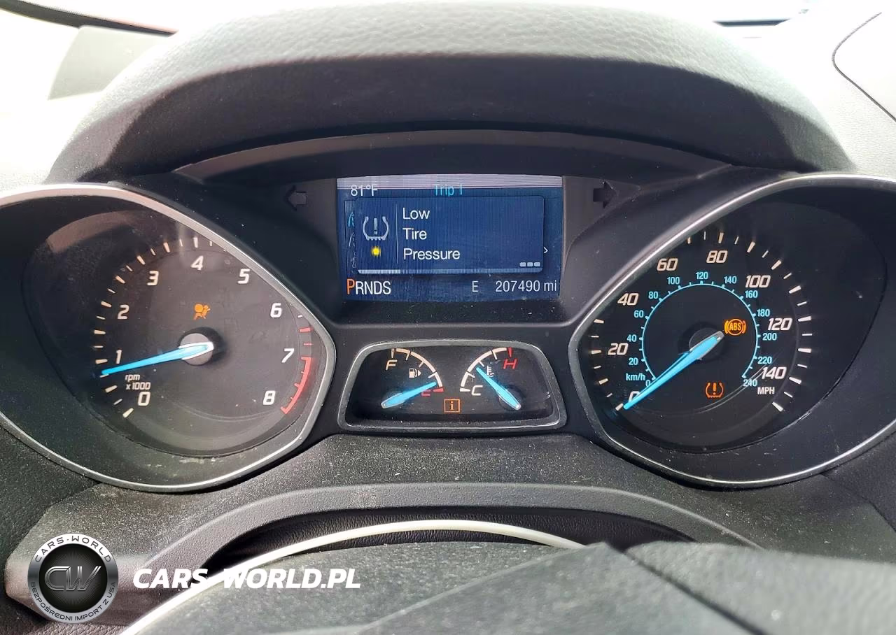 2015 Ford Escape S VIN:1FMCU0F78FUB88818 - 9