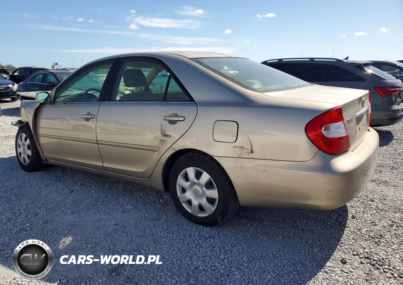 2002 Toyota Camry Le VIN:4T1BE32K52U542292 - 2