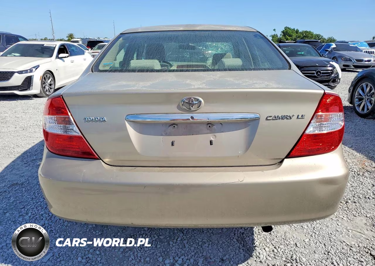 2002 Toyota Camry Le VIN:4T1BE32K52U542292 - 6
