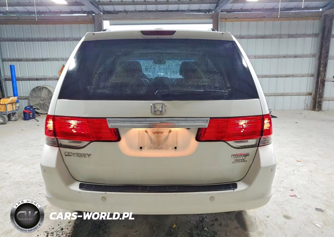 2010 Honda Odyssey Touring VIN:5FNRL3H96AB074755 - 6