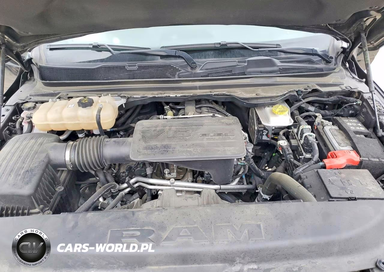 2025 Ram 1500 Tradesman VIN:1C6RREGGXSN552485 - 11