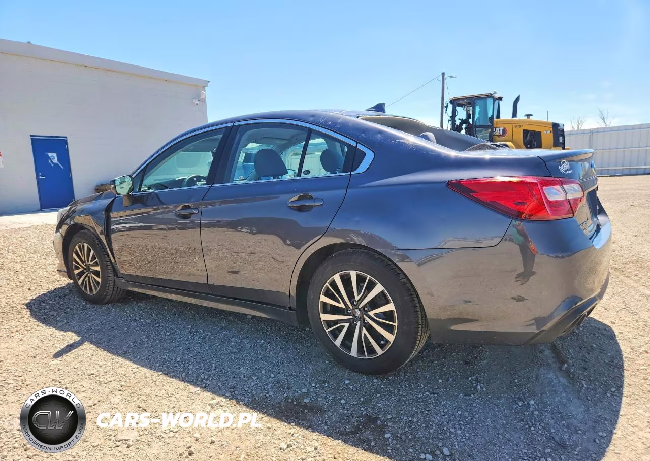 2018 Subaru Legacy 2.5I Premium VIN:4S3BNAF62J3024134 - 2