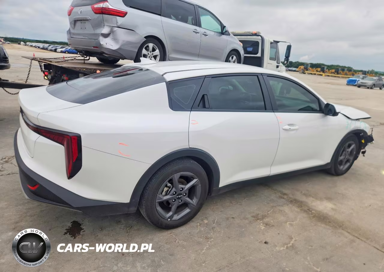 2025 Kia K4 Lxs VIN:3KPFT4DE0SE178273 - 3