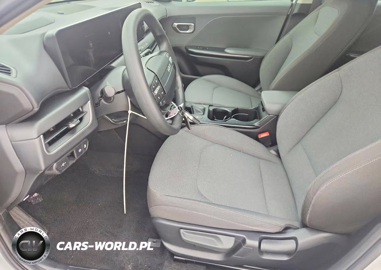 2025 Kia K4 Lxs VIN:3KPFT4DE0SE178273 - 7