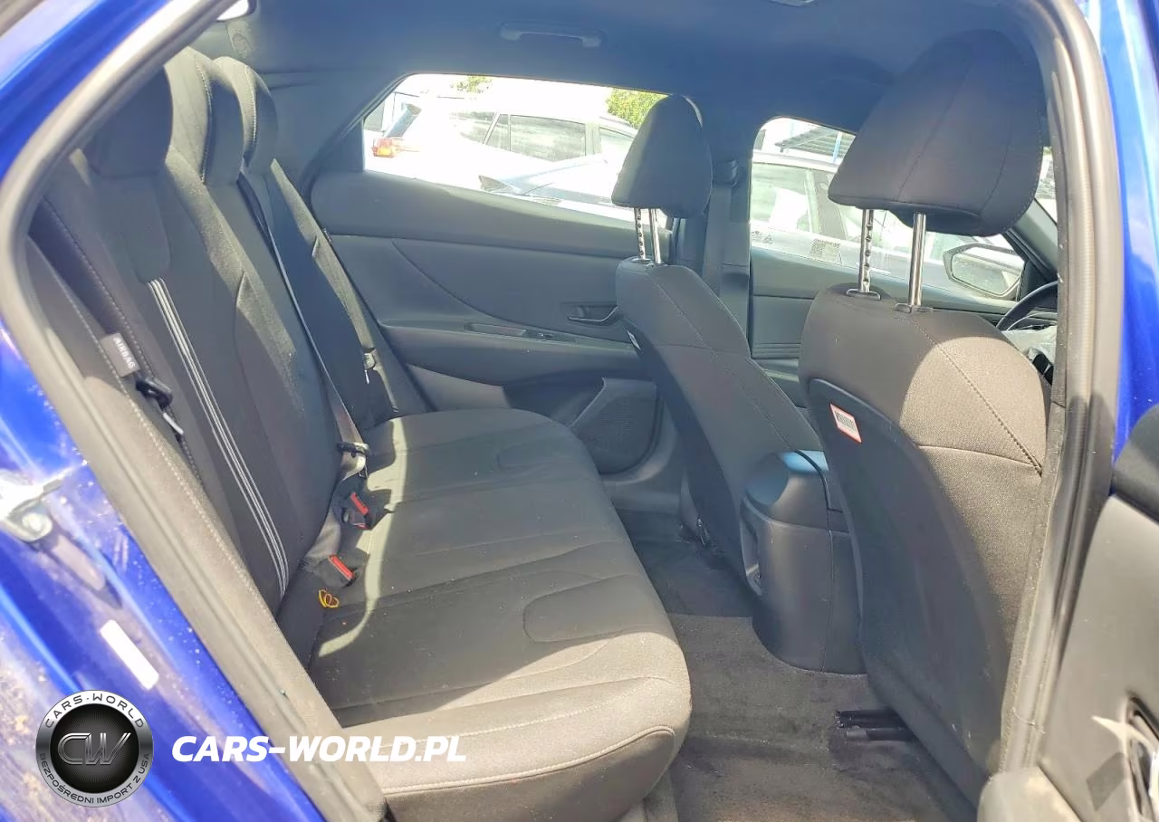 2025 Hyundai Elantra Sel Sport VIN:KMHLM4DG0SU916636 - 10