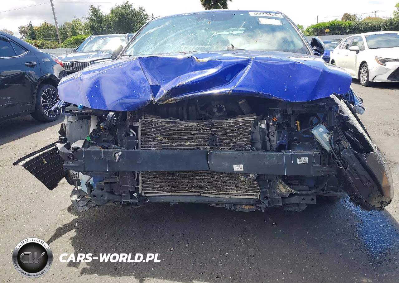 2025 Hyundai Elantra Sel Sport VIN:KMHLM4DG0SU916636 - 5