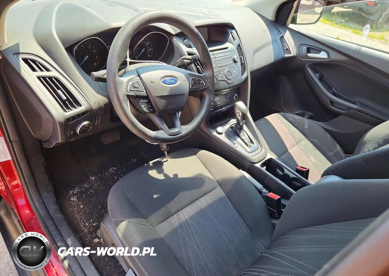 2016 Ford Focus Se VIN:1FADP3K28GL254003 - 8