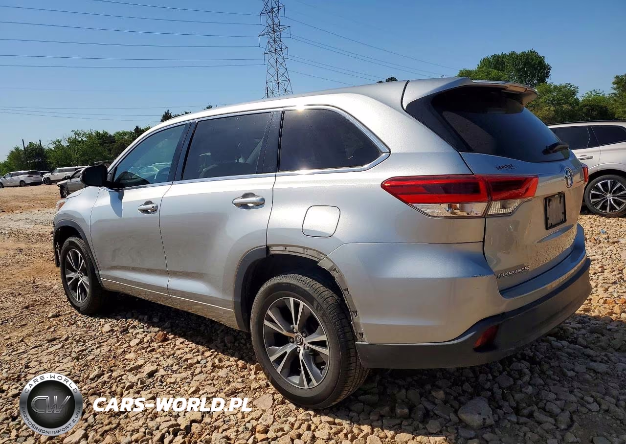 2017 Toyota Highlander Le VIN:5TDZARFHXHS027155 - 2