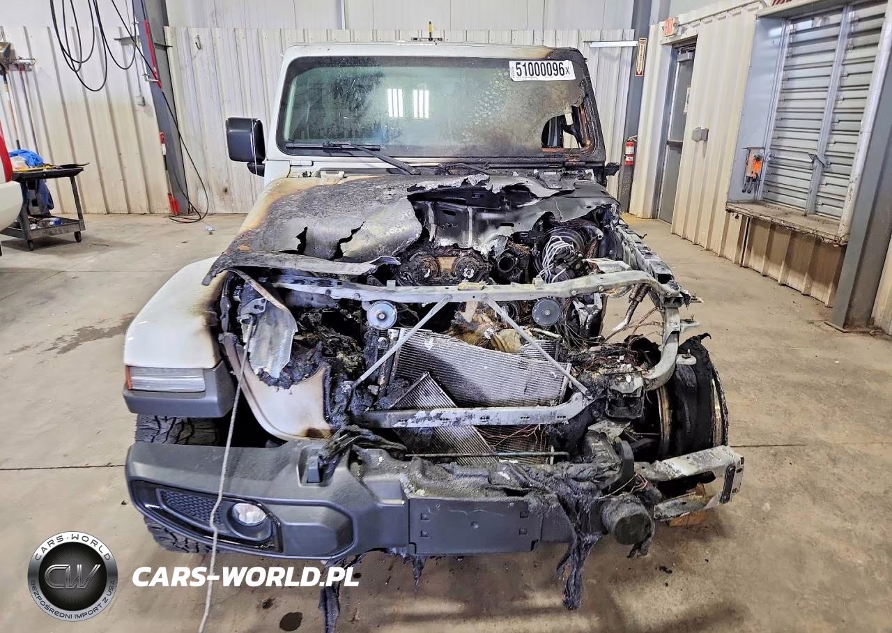 2020 Jeep Wrangler Unlimited Sahara VIN:1C4HJXEN6LW285771 - 5