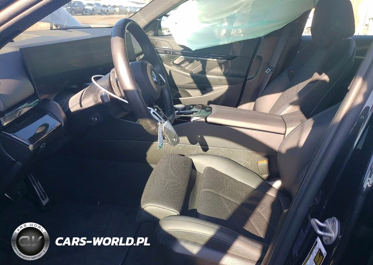 2025 BMW 540 Xi VIN:WBA63FJ01SCT78491 - 7