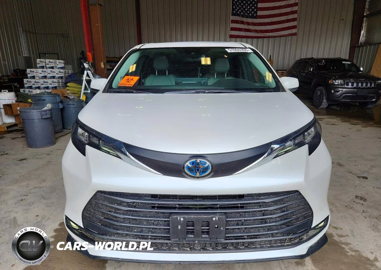 2025 Toyota Sienna Xle 7-Passenger VIN:5TDJSKFC1SS189897 - 5