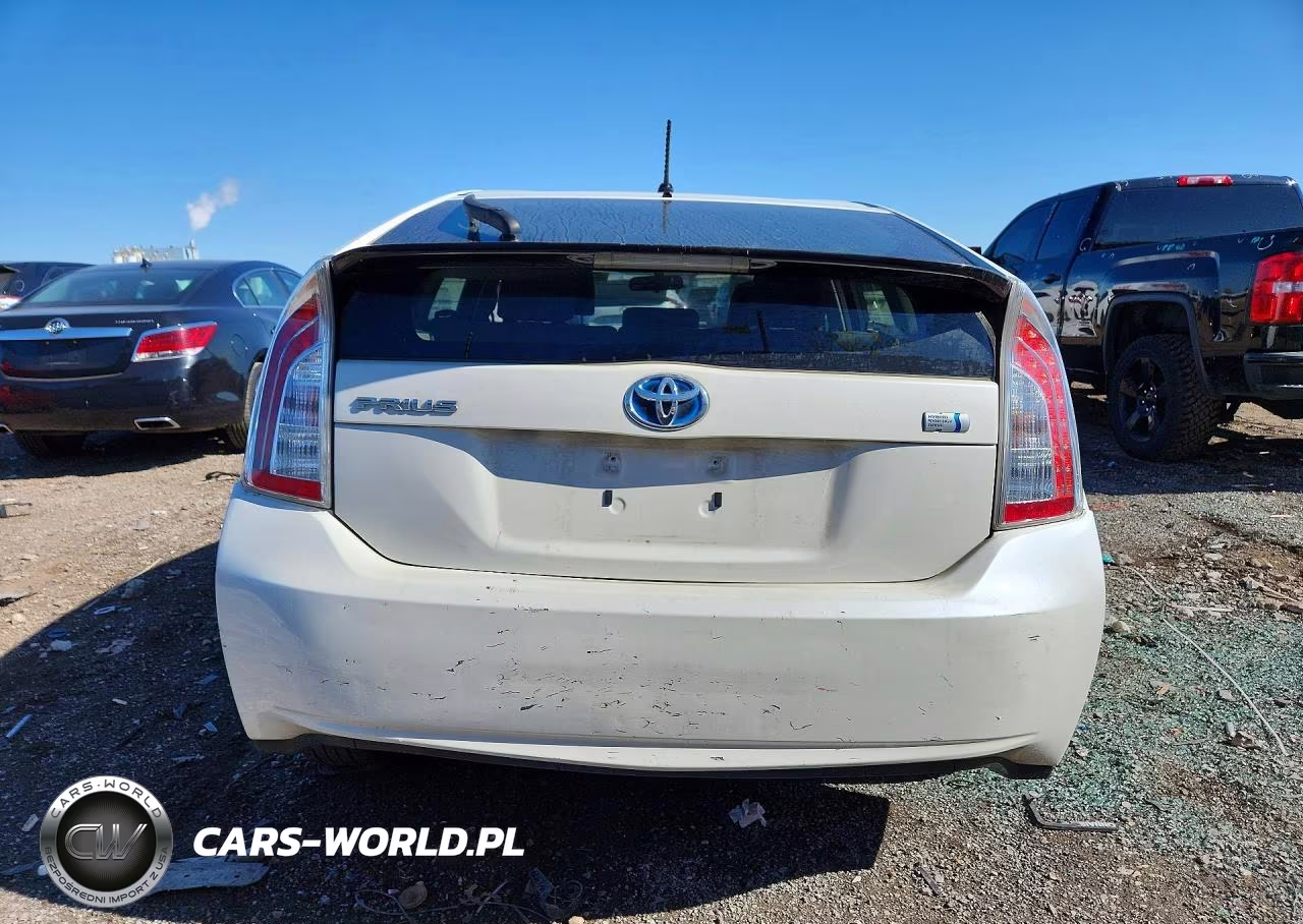 2014 Toyota Prius Two VIN:JTDKN3DU4E1834122 - 6