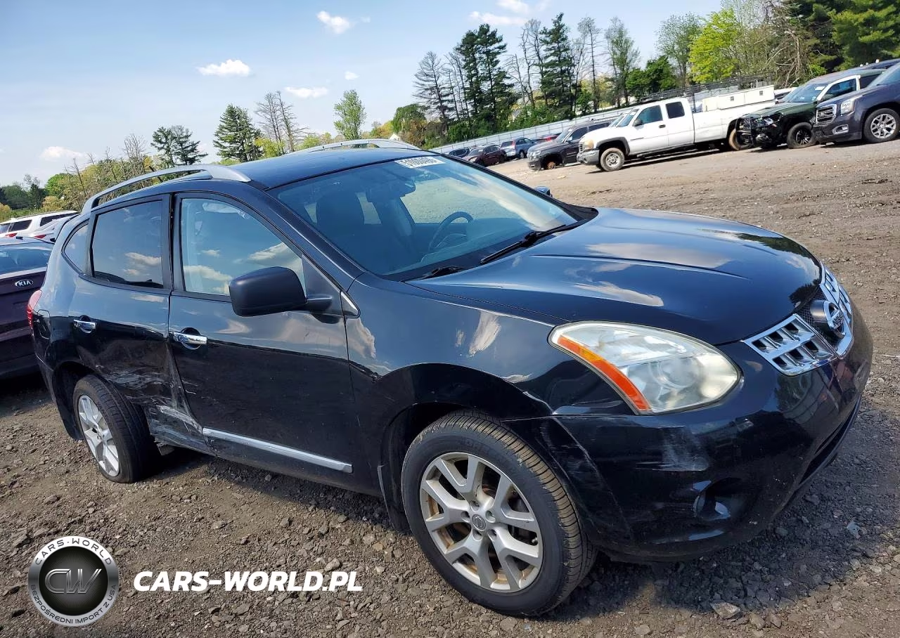 2013 Nissan Rogue S VIN:JN8AS5MV0DW654246 - 4