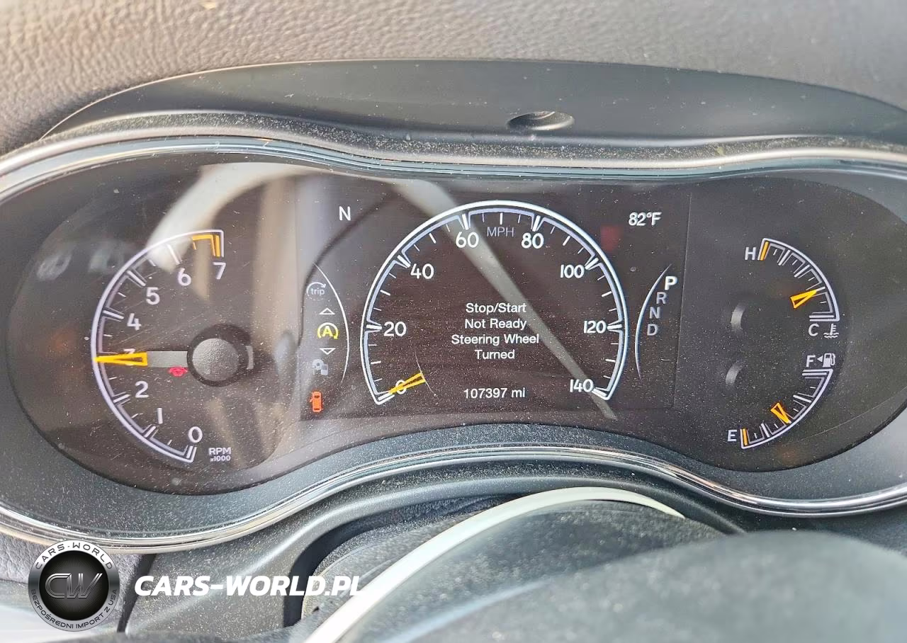 2020 Jeep Grand Cherokee Laredo VIN:1C4RJEAG4LC245917 - 9