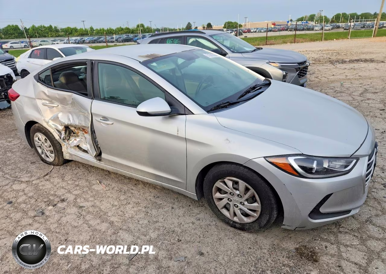 2017 Hyundai Elantra Se VIN:5NPD74LF8HH127758 - 4