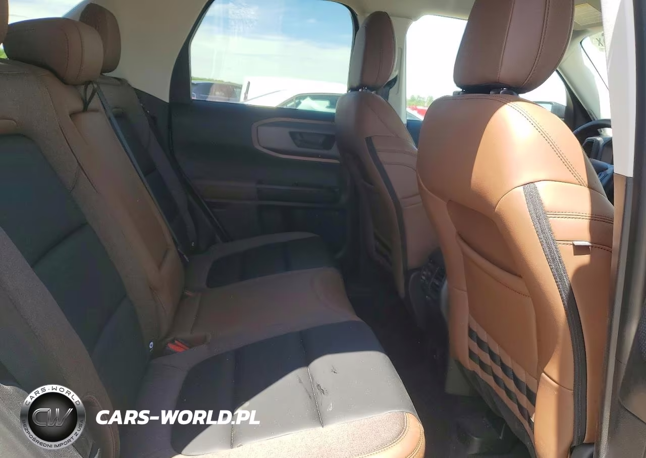2025 Ford Bronco Sport Outer Banks VIN:3FMCR9CN6SRF56620 - 11