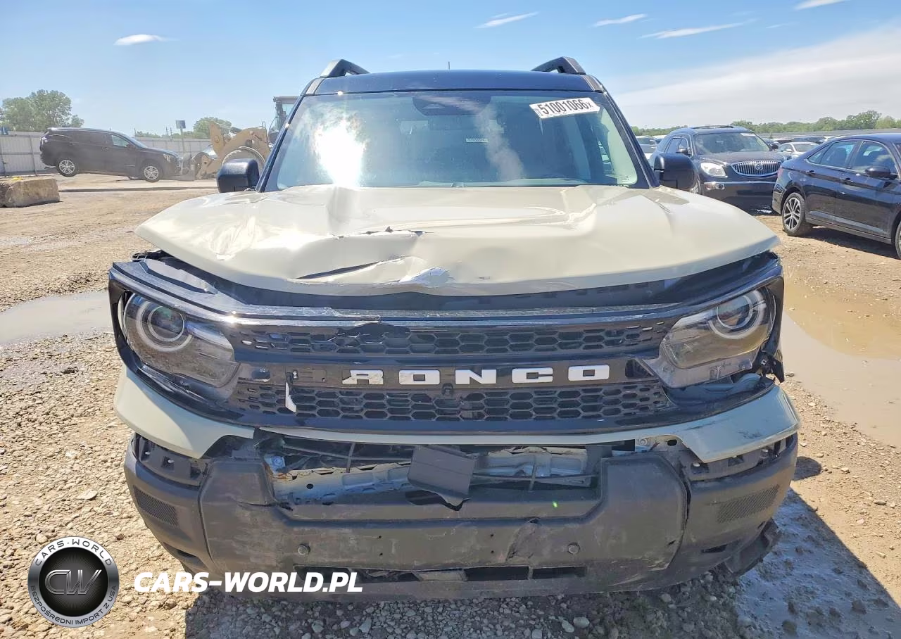 2025 Ford Bronco Sport Outer Banks VIN:3FMCR9CN6SRF56620 - 5