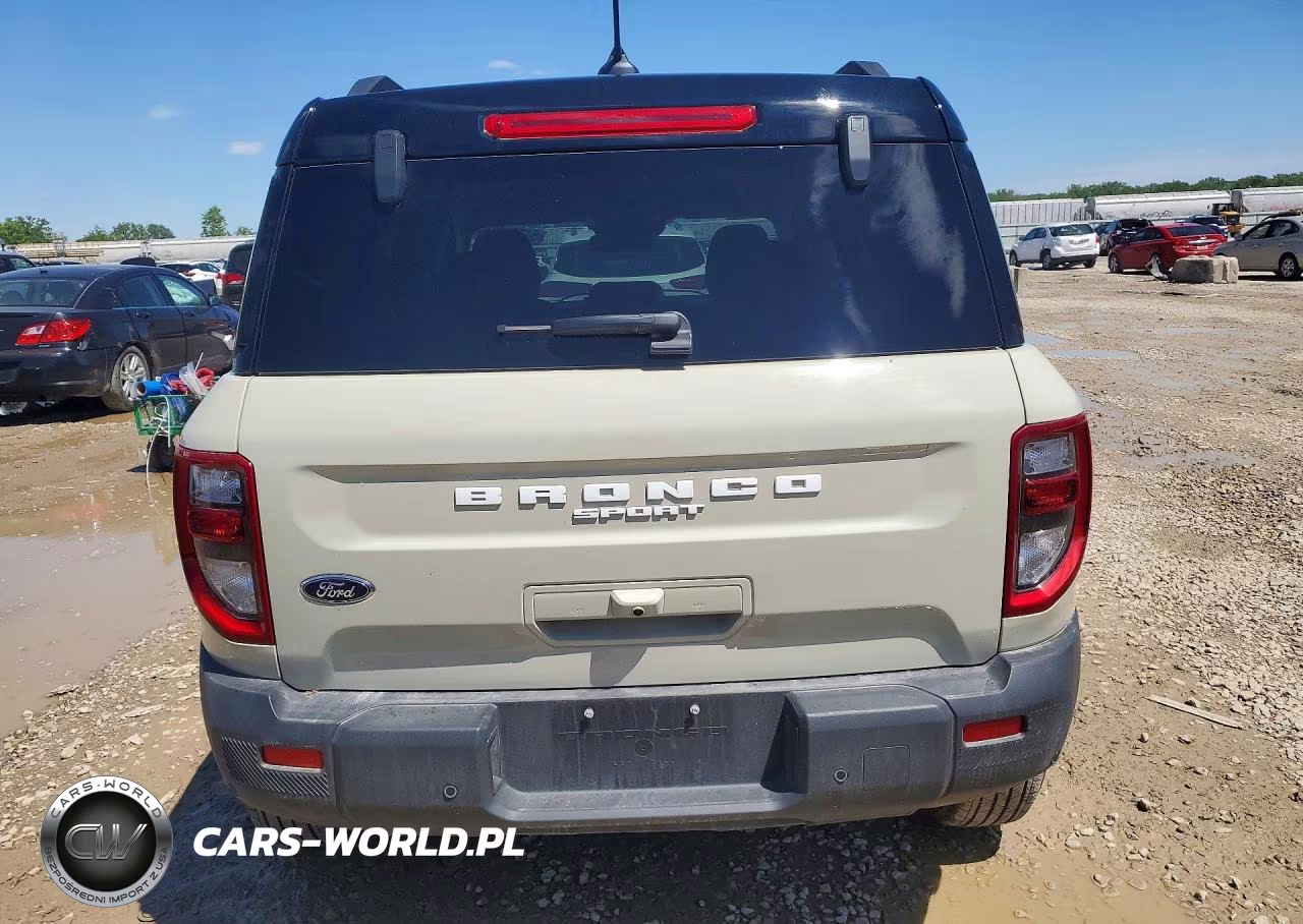 2025 Ford Bronco Sport Outer Banks VIN:3FMCR9CN6SRF56620 - 6