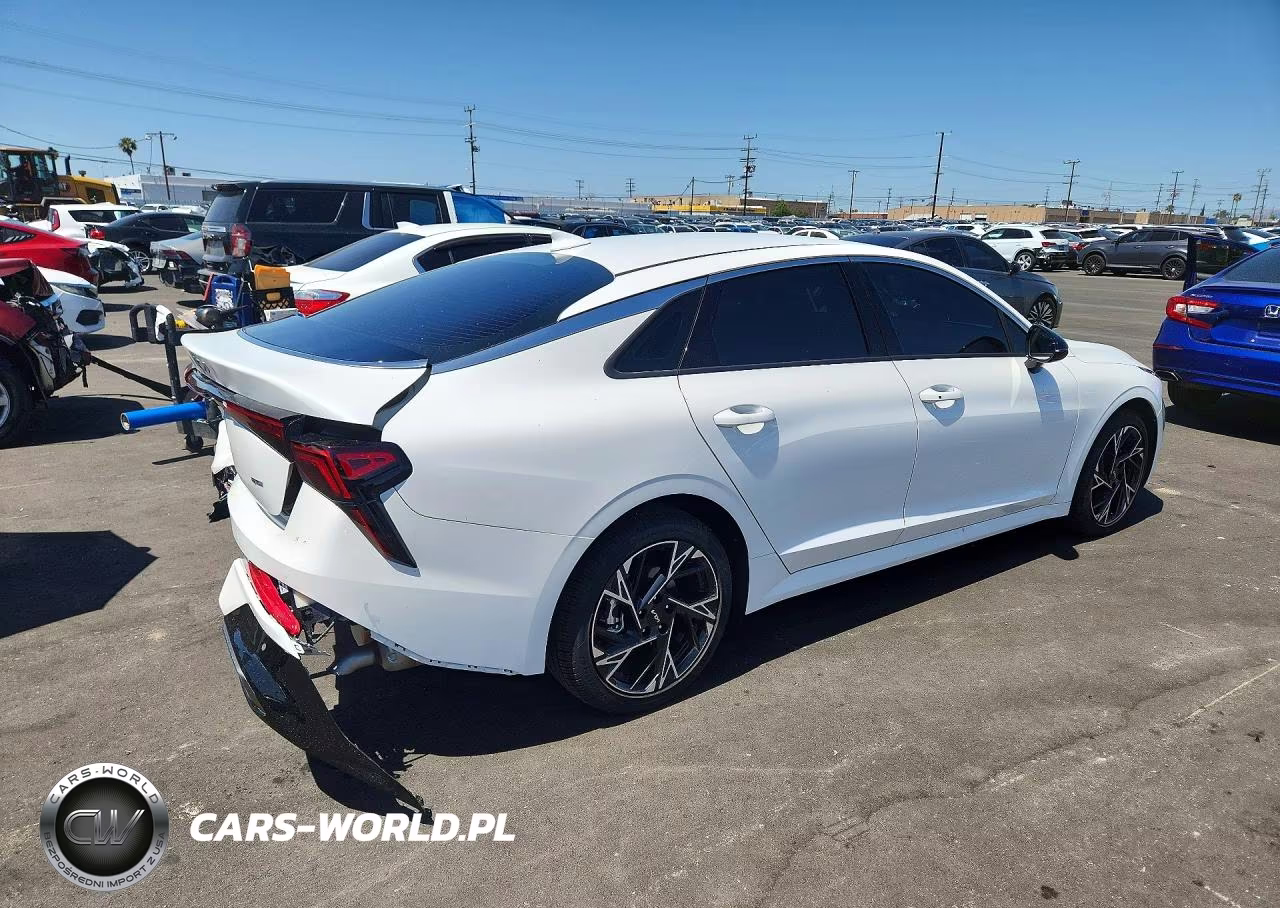 2026 Kia K5 Gt Line VIN:KNAG64J7XT5456088 - 3