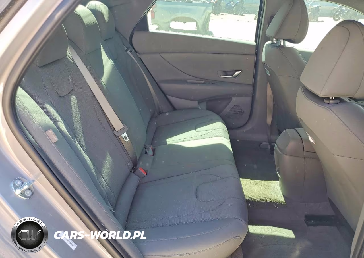 2025 Hyundai Elantra Se VIN:KMHLL4DG3SU948631 - 10