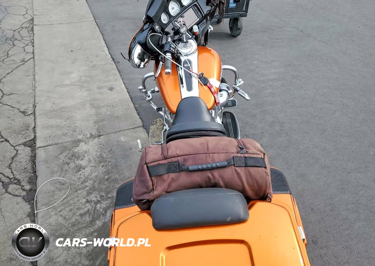 2014 Harley-Davidson Flhxs Street Glide Special VIN:1HD1KRM30EB671167 - 6
